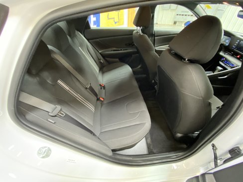 Used 2025 Hyundai Elantra Sport image 27