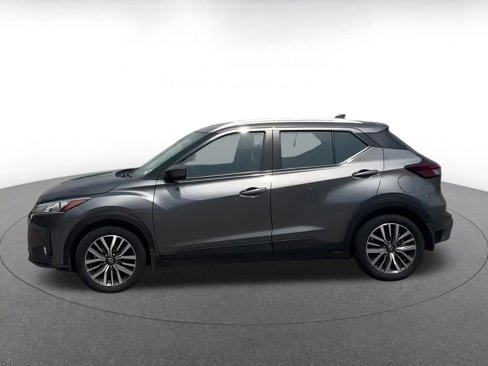 Used 2024 Nissan Kicks SV image 10