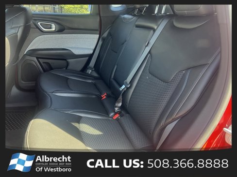Certified 2023 Jeep Compass Latitude w/ Convenience Group image 15