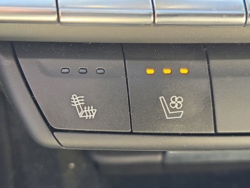 Used 2019 Cadillac XT4 Sport image 30
