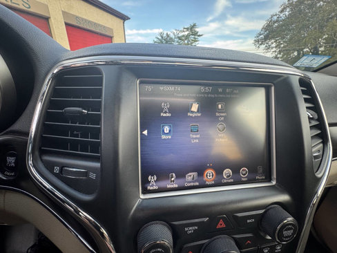 Used 2014 Jeep Grand Cherokee Limited w/ Trailer Tow Group IV image 30