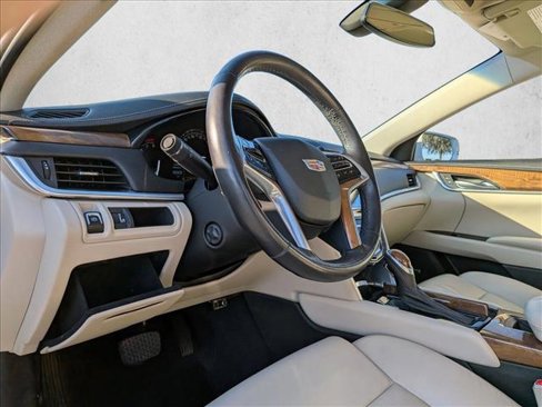 Used 2018 Cadillac XTS Luxury image 10