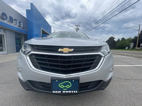 Certified 2020 Chevrolet Equinox LT w/ Driver Convenience Package image 33