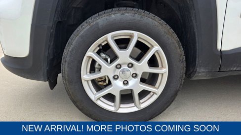 Used 2021 Jeep Renegade Latitude image 7