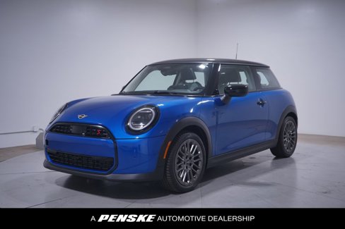 Used 2025 MINI Cooper S image 1