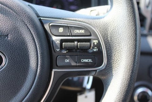 Used 2018 Kia Sportage LX image 19
