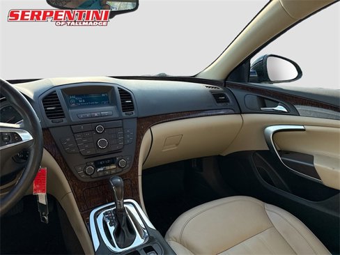 Used 2012 Buick Regal Leather image 22