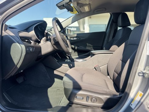 Used 2023 Chevrolet Malibu LT image 7