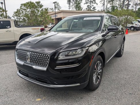 Certified 2023 Lincoln Nautilus AWD w/ Premium Package image 8