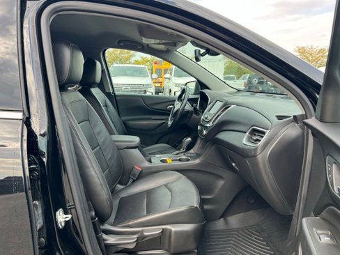 Used 2020 Chevrolet Equinox LT w/ Midnight Edition image 12