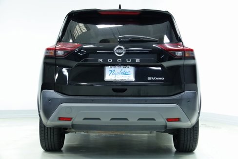 Used 2021 Nissan Rogue SV image 6
