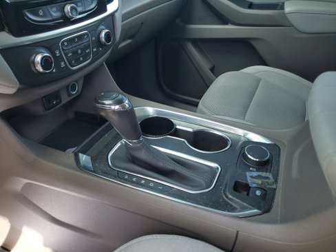 Used 2019 Chevrolet Traverse LT image 10