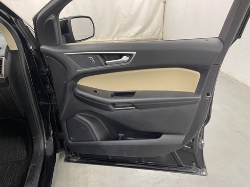 Used 2019 Ford Edge SEL w/ Equipment Group 201A image 9