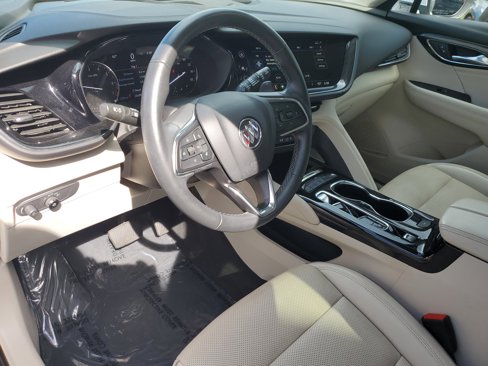 Used 2022 Buick Envision Essence w/ Safety Package image 21