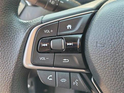 Used 2018 Honda Accord EX image 13