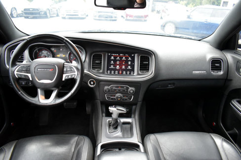 Used 2017 Dodge Charger R/T w/ Premium Group image 15
