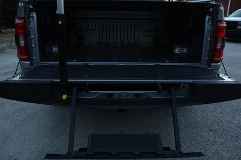 Used 2021 Ford F150 XLT w/ Equipment Group 302A High image 11