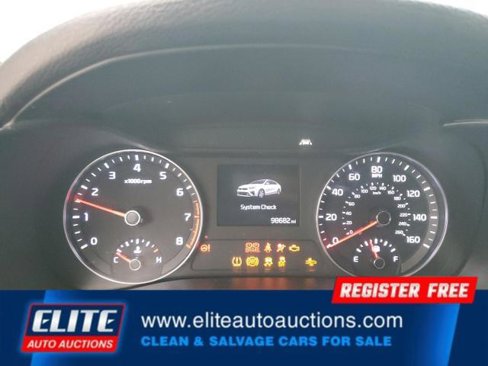 Used 2021 Kia Forte LXS image 17