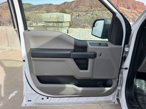 Used 2018 Ford F150 XL w/ Equipment Group 101A Mid image 10