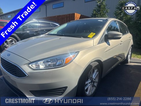Used 2015 Ford Focus SE image 1