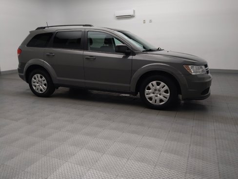 Used 2020 Dodge Journey SE w/ SE Popular Equipment Group image 11