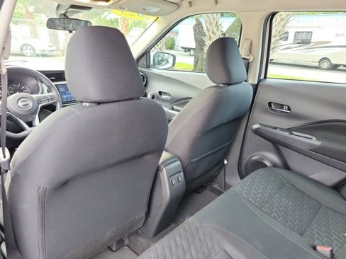 Used 2023 Nissan Kicks SV image 15