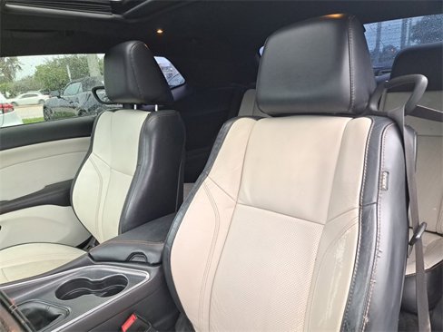 Used 2015 Dodge Challenger R/T Plus image 16