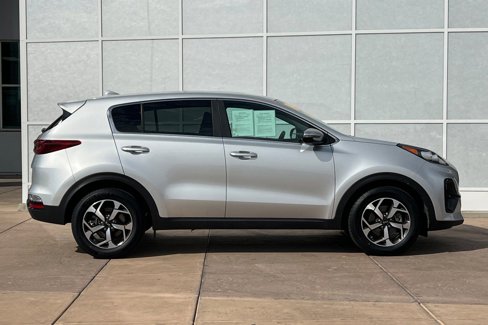Used 2020 Kia Sportage LX w/ LX Popular Package image 3