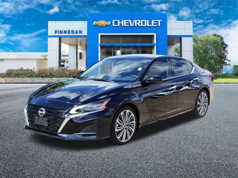 Used 2024 Nissan Altima 2.5 SL image 3