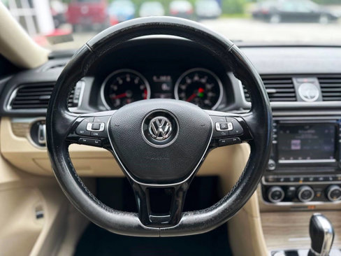 Used 2017 Volkswagen Passat 1.8T SE image 16