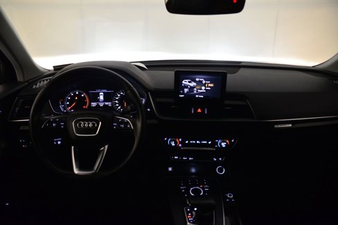 Used 2018 Audi Q5 2.0T Premium image 14
