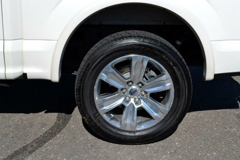 Used 2015 Ford F150 Platinum w/ Equipment Group 701A Luxury image 40