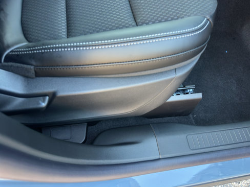 New 2025 Ford Escape SE image 13
