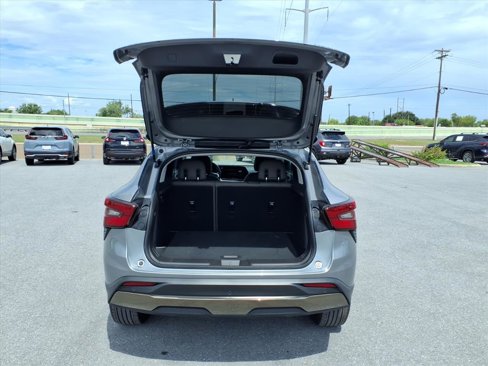 Used 2025 Chevrolet Trax ACTIV w/ Driver Confidence Package image 26
