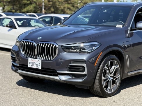 Certified 2022 BMW X5 xDrive45e w/ Climate Comfort Package image 10
