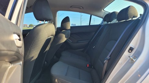 Used 2017 Kia Forte LX image 11
