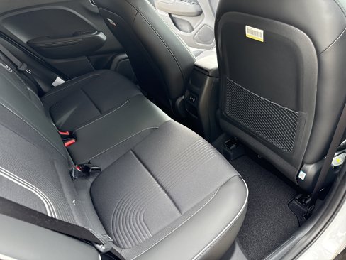 New 2025 Hyundai Venue Limited image 11