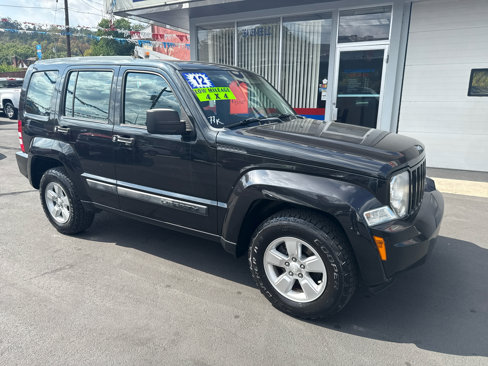 Used 2012 Jeep Liberty Sport image 1