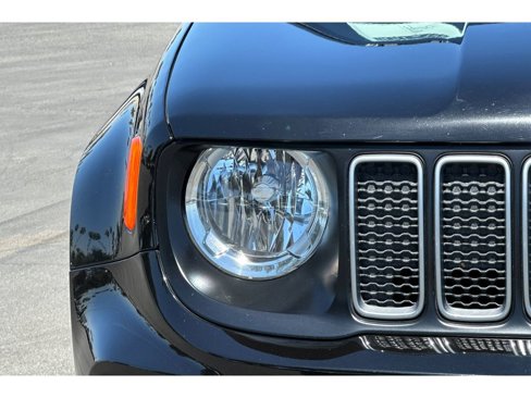 Used 2022 Jeep Renegade Latitude image 43