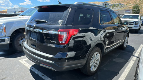 Used 2019 Ford Explorer XLT w/ Equipment Group 201A image 2