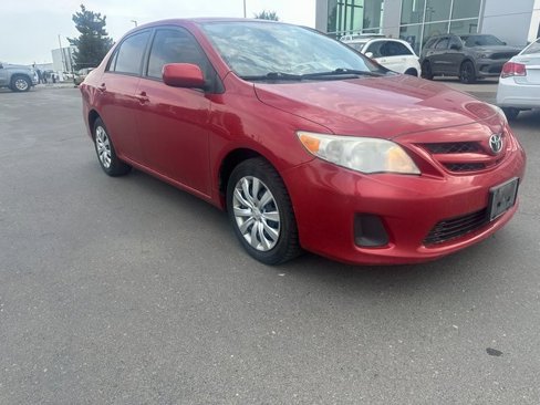 Used 2012 Toyota Corolla LE image 1