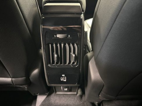 New 2026 Jeep Compass Latitude image 17