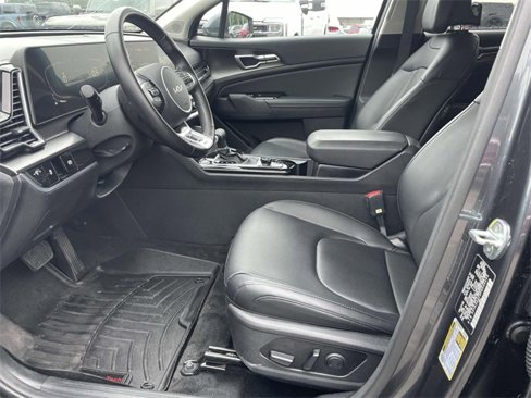 Used 2023 Kia Sportage EX image 11