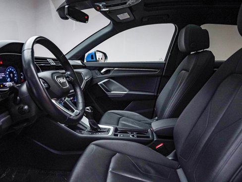 Used 2020 Audi Q3 2.0T Premium Plus w/ Premium Plus Package image 19