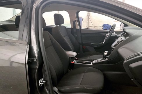 Used 2016 Ford Focus SE w/ Exterior Protection Package image 8