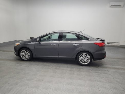 Used 2018 Ford Focus Titanium image 3