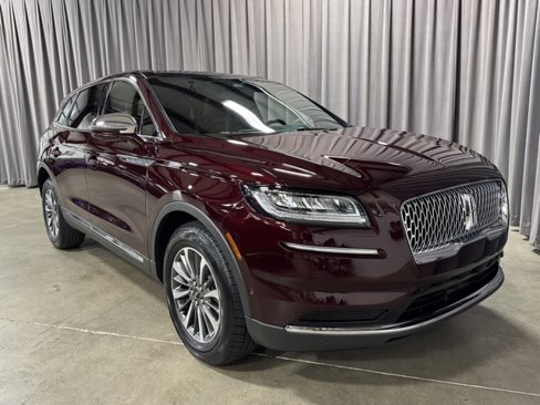 Used 2022 Lincoln Nautilus Reserve image 1