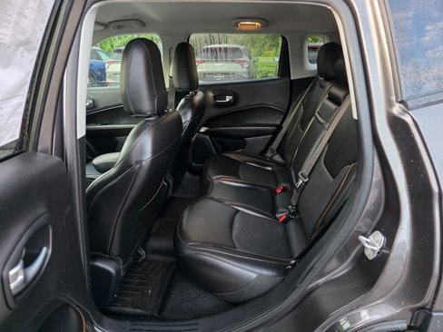Used 2019 Jeep Compass Limited image 17