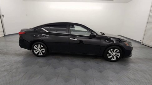 Used 2022 Nissan Altima 2.5 S image 9