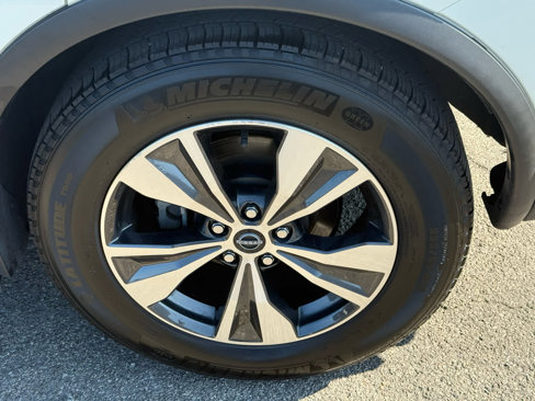 Used 2023 Nissan Murano SV image 30